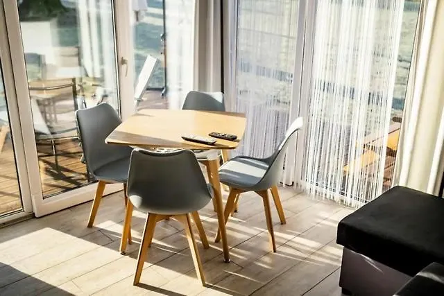 W Debowym Gaju Daire Debowy Gaj